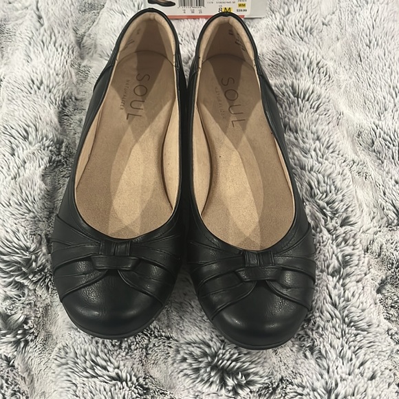 Black Soul Naturalizer size 8M Woman’s Flats - Picture 2 of 3